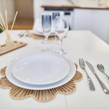 Le Talleyrand Hyper Centre Place D'erlon *