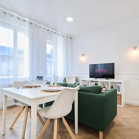 Le Talleyrand Hyper Centre Place D'erlon